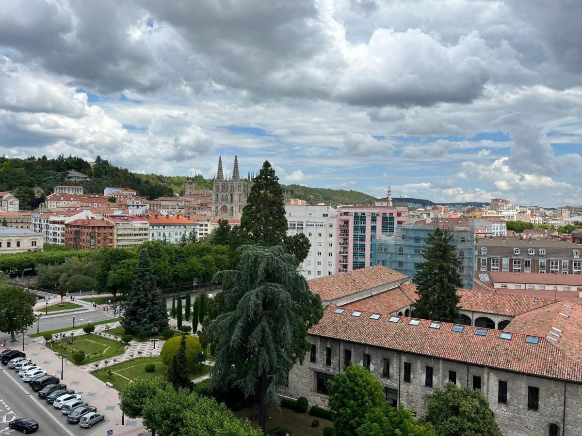 Atuaire Home Gran Apartamento Con Vistas A La Catedral De Burgo מראה חיצוני תמונה